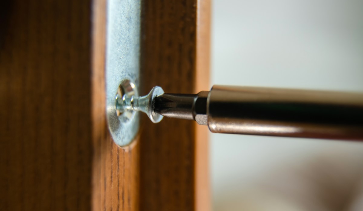 tightening the screws