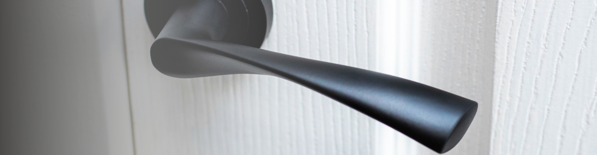 4 Tips to Choosing the Right Door Handles