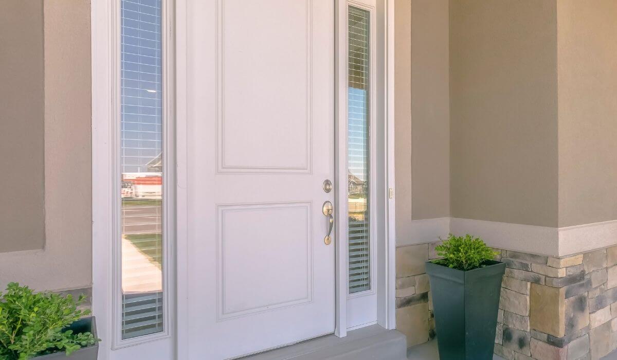 white front door 